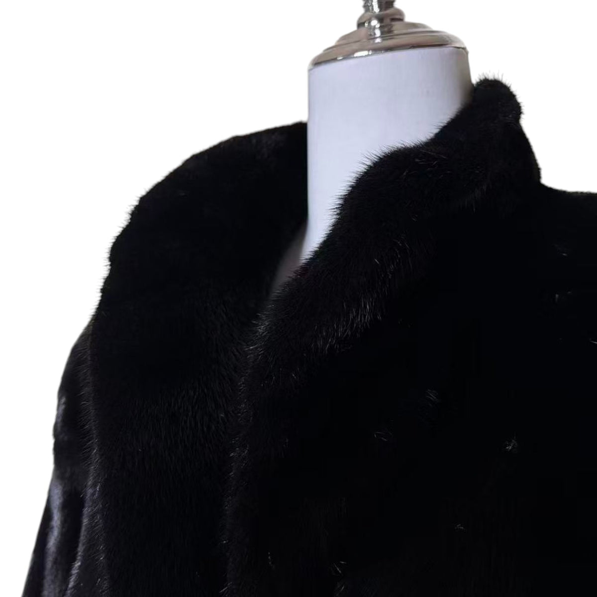 SAGA MINK SUPERB QUALITY MINK FUR COAT MID-LENGTH BLACK FROM JAPAN